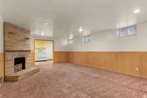 Living - 2657 E Valley Ave, Holladay, UT 84117 photo 5 of 6