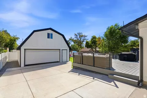 Exterior - 1220 E Violet Dr, Sandy, UT 84094 photo 3 of 8