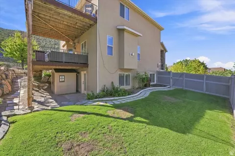 Exterior - 3946 E South Pass Rd, Eagle Mountain, UT 84005 photo 13 of 17