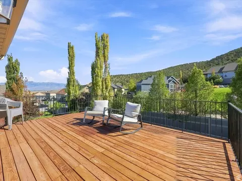 Exterior - 3946 E South Pass Rd, Eagle Mountain, UT 84005 photo 11 of 17