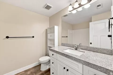 Bath - 3946 E South Pass Rd, Eagle Mountain, UT 84005 photo 4 of 4