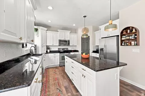 Kitchen - 3946 E South Pass Rd, Eagle Mountain, UT 84005 photo 1 of 4