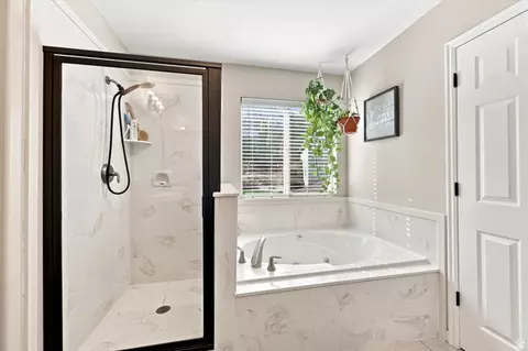 Bath - 3946 E South Pass Rd, Eagle Mountain, UT 84005 photo 2 of 4
