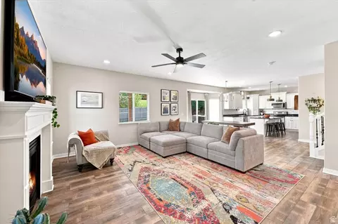 Living - 3946 E South Pass Rd, Eagle Mountain, UT 84005 photo 3 of 5