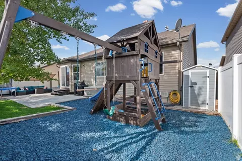 Exterior - 4658 N Long Way, Eagle Mountain, UT 84005 photo 9 of 11