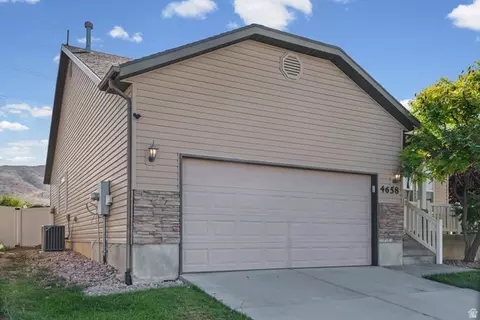 Exterior - 4658 N Long Way, Eagle Mountain, UT 84005 photo 4 of 11
