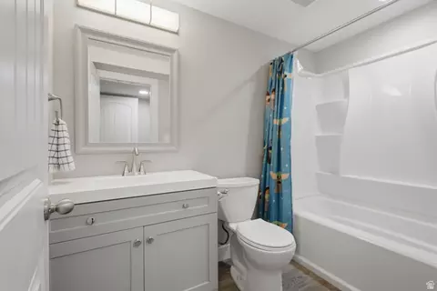 Bath - 4658 N Long Way, Eagle Mountain, UT 84005 photo 3 of 3