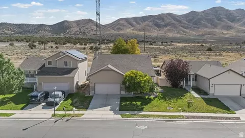 View/Area - 4658 N Long Way, Eagle Mountain, UT 84005 photo 2 of 6