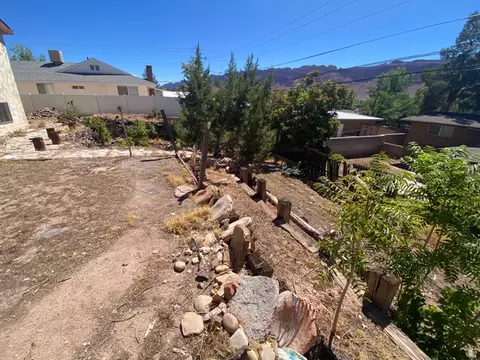 Exterior - 276 Hillside Dr, Moab, UT 84532 photo 14 of 15