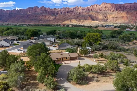 View/Area - 2720 Bench Rd E, Moab, UT 84532 photo 3 of 6