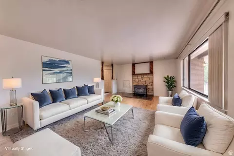 Living - 2720 Bench Rd E, Moab, UT 84532 photo 5 of 9