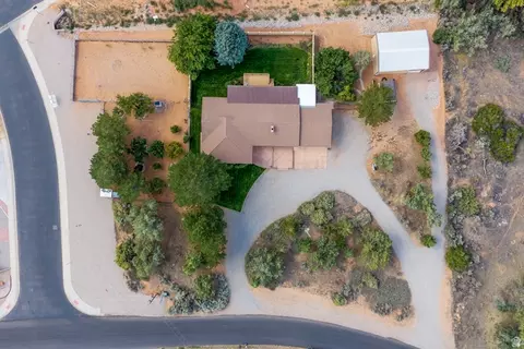 View/Area - 2720 Bench Rd E, Moab, UT 84532 photo 4 of 6