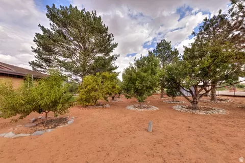 Exterior - 2720 Bench Rd E, Moab, UT 84532 photo 9 of 10