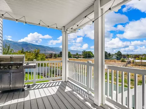 Exterior - 2103 N 5 E, Layton, UT 84041 photo 2 of 8