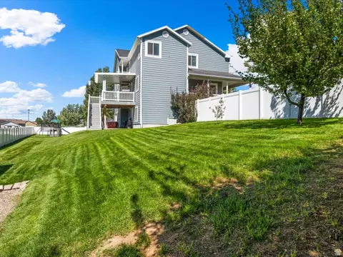 Exterior - 2103 N 5 E, Layton, UT 84041 photo 5 of 8