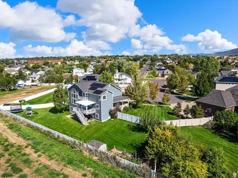 View/Area - 2103 N 5 E, Layton, UT 84041 photo 1 of 7