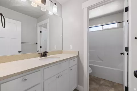 Bath - 894 S 2100 W, Orem, UT 84058 photo 2 of 6