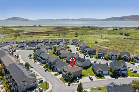 View/Area - 894 S 2100 W, Orem, UT 84058 photo 5 of 7