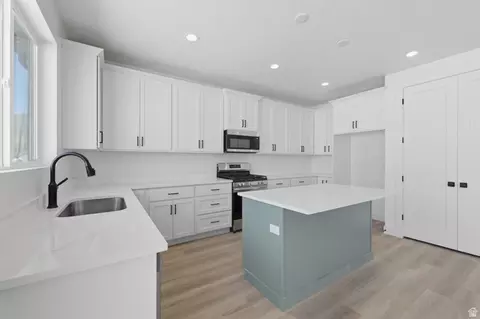 Kitchen - 2273 E Sunflower Dr #439, Eagle Mountain, UT 84005 photo 2 of 2