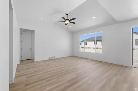 Living - 2273 E Sunflower Dr #439, Eagle Mountain, UT 84005 photo 2 of 2