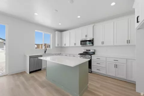 Kitchen - 2273 E Sunflower Dr #439, Eagle Mountain, UT 84005 photo 1 of 2