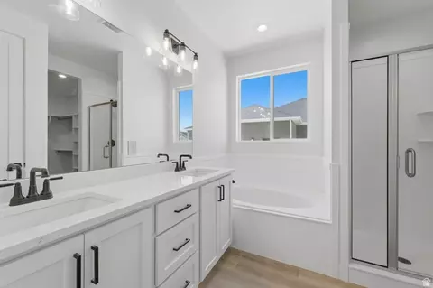 Bath - 2273 E Sunflower Dr #439, Eagle Mountain, UT 84005 photo 2 of 3