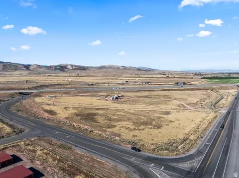 Undisclosed, Sigurd, UT 84657 photo 8