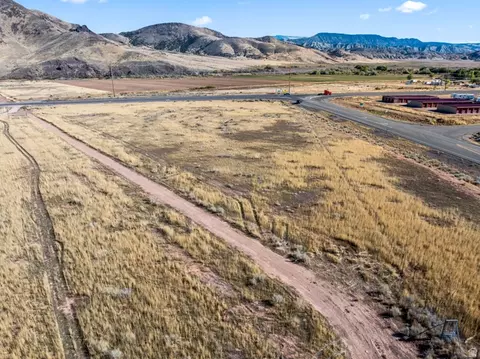 Undisclosed, Sigurd, UT 84657 photo 14