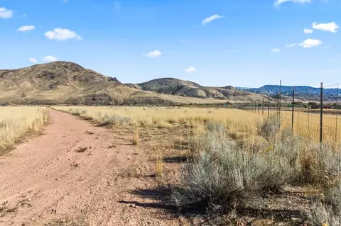 Undisclosed, Sigurd, UT 84657 photo 7