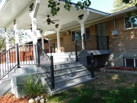 Exterior - 9322 S Solena Way, Sandy, UT 84093 photo 10 of 10