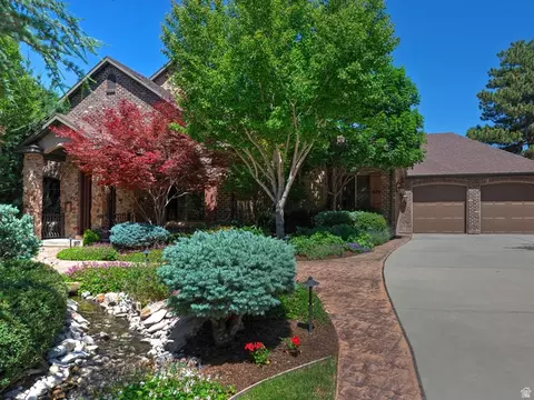 Exterior - 1879 E Longview Dr S, Holladay, UT 84124 photo 2 of 22