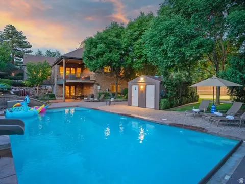 Exterior - 1879 E Longview Dr S, Holladay, UT 84124 photo 10 of 22