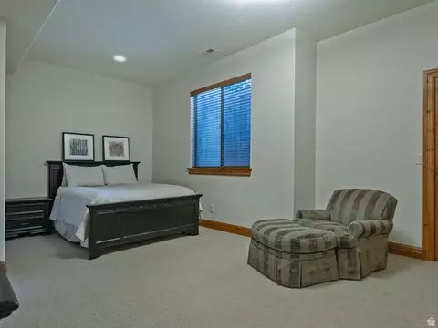 Bedroom - 1879 E Longview Dr S, Holladay, UT 84124 photo 5 of 6