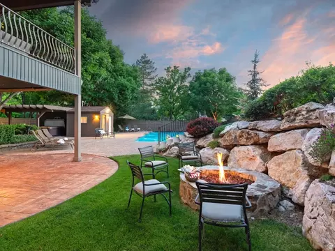 Exterior - 1879 E Longview Dr S, Holladay, UT 84124 photo 8 of 22