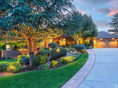 Exterior - 1879 E Longview Dr S, Holladay, UT 84124 photo 20 of 22