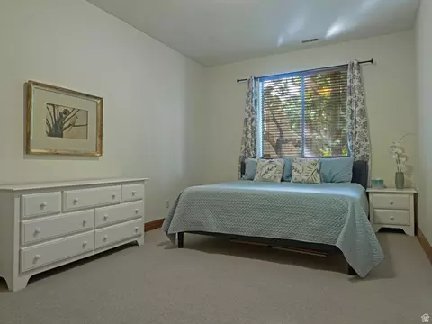 Bedroom - 1879 E Longview Dr S, Holladay, UT 84124 photo 3 of 6