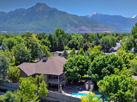 View/Area - 1879 E Longview Dr S, Holladay, UT 84124 photo 4 of 5