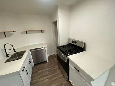 Kitchen - 2136 Monroe Blvd, Ogden, UT 84401 photo 2 of 5
