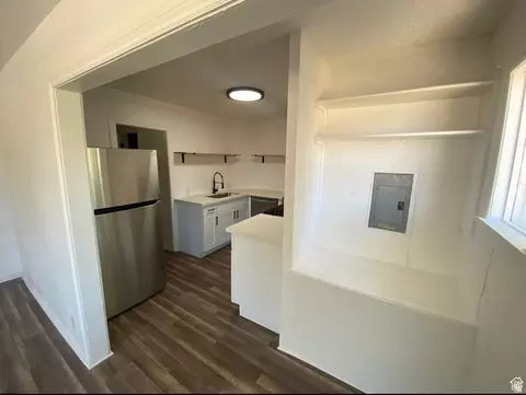 Kitchen - 2136 Monroe Blvd, Ogden, UT 84401 photo 4 of 5