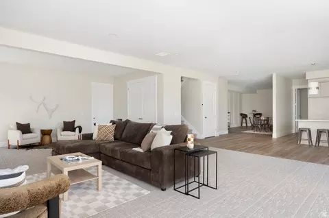 Living - 2996 E Bonnie Lynn Ln, Sandy, UT 84092 photo 7 of 7