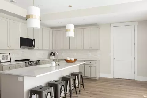 Kitchen - 2996 E Bonnie Lynn Ln, Sandy, UT 84092 photo 16 of 16