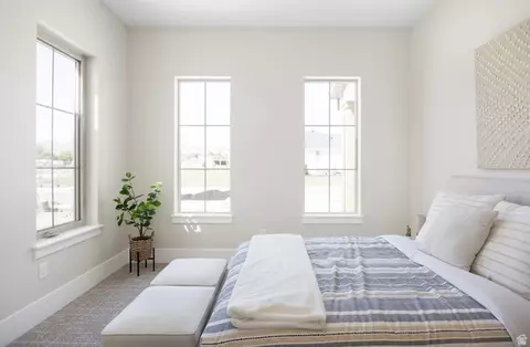 Bedroom - 2996 E Bonnie Lynn Ln, Sandy, UT 84092 photo 4 of 4
