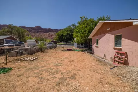 Exterior - 2468 E San Jose Rd, Moab, UT 84532 photo 6 of 11