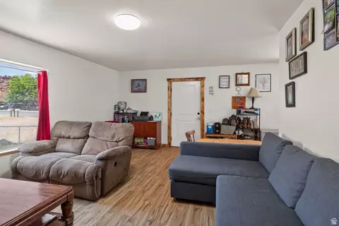 Living - 2468 E San Jose Rd, Moab, UT 84532 photo 3 of 4