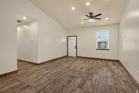 Living - 2464 San Jose, Moab, UT 84532 photo 2 of 8