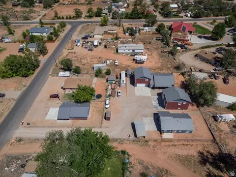 View/Area - 2464 San Jose, Moab, UT 84532 photo 3 of 7