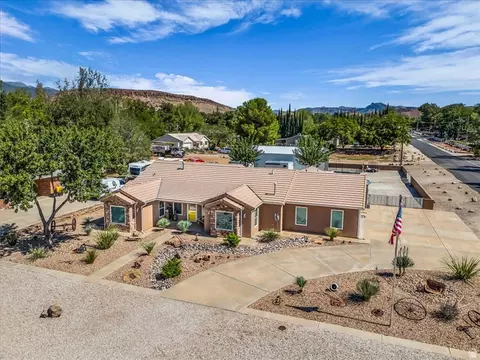 View/Area - 95 E Mulberry Ln, Leeds, UT 84746 photo 1 of 7