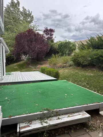 Exterior - 1880 E Arborfield Cir S, Sandy, UT 84092 photo 3 of 5