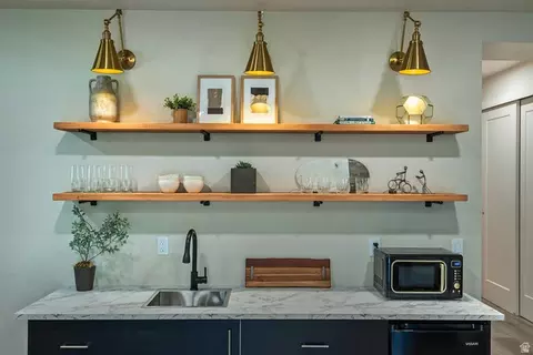Kitchen - 9652 S 2720 E, Sandy, UT 84092 photo 6 of 7