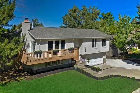 Exterior - 9652 S 2720 E, Sandy, UT 84092 photo 2 of 13